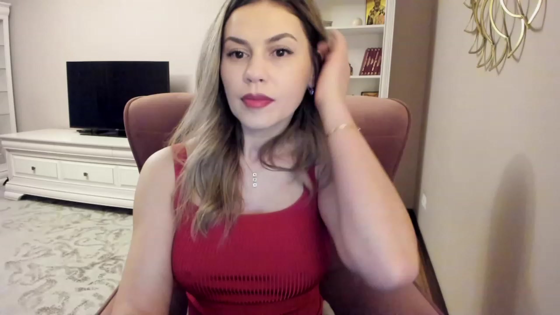 Gallery image thumbnail from Lu126's myfreecams stream on, 02/23/2024, 03:56 image 6 of 20