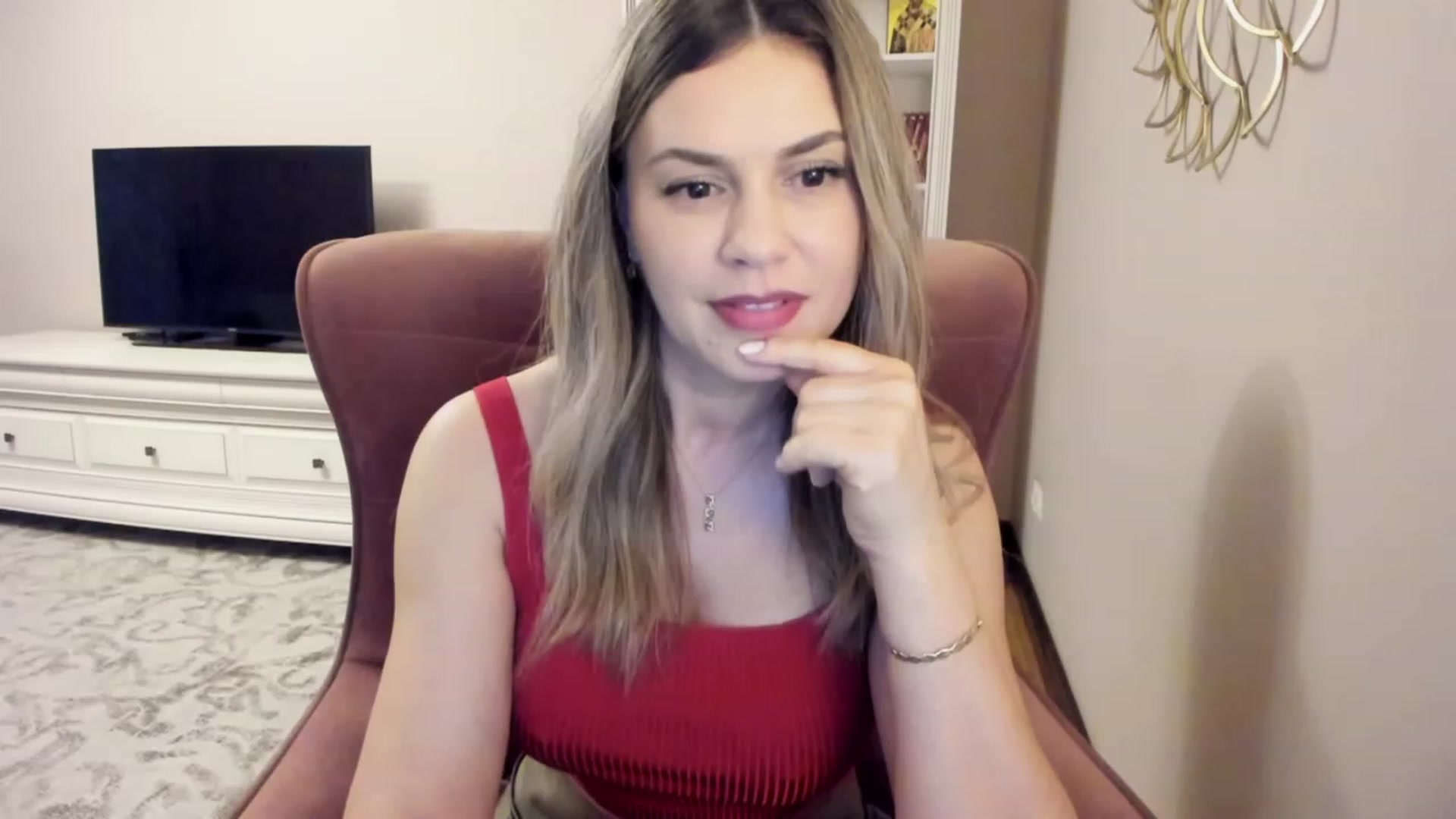Gallery image thumbnail from Lu126's myfreecams stream on, 02/23/2024, 05:51 image 10 of 20