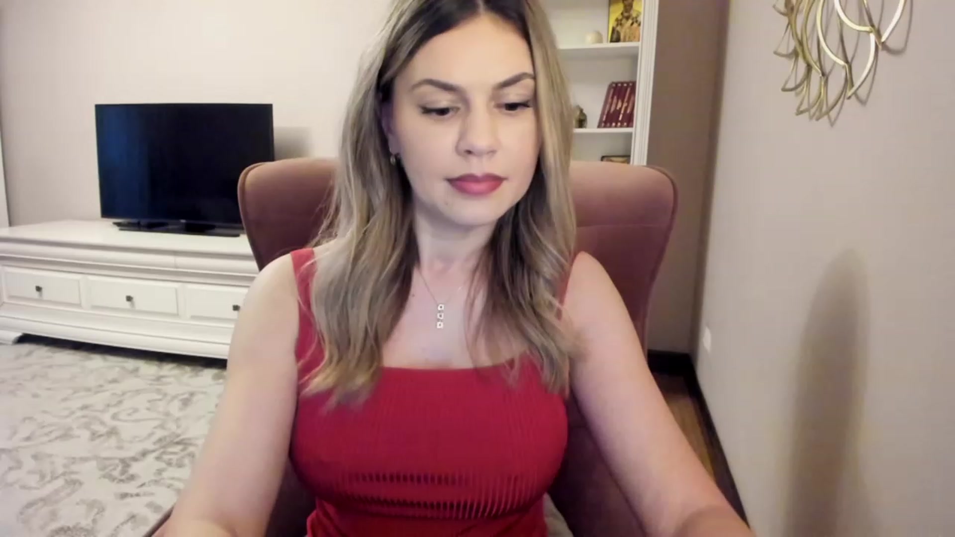 Gallery image thumbnail from Lu126's myfreecams stream on, 02/23/2024, 05:51 image 16 of 20