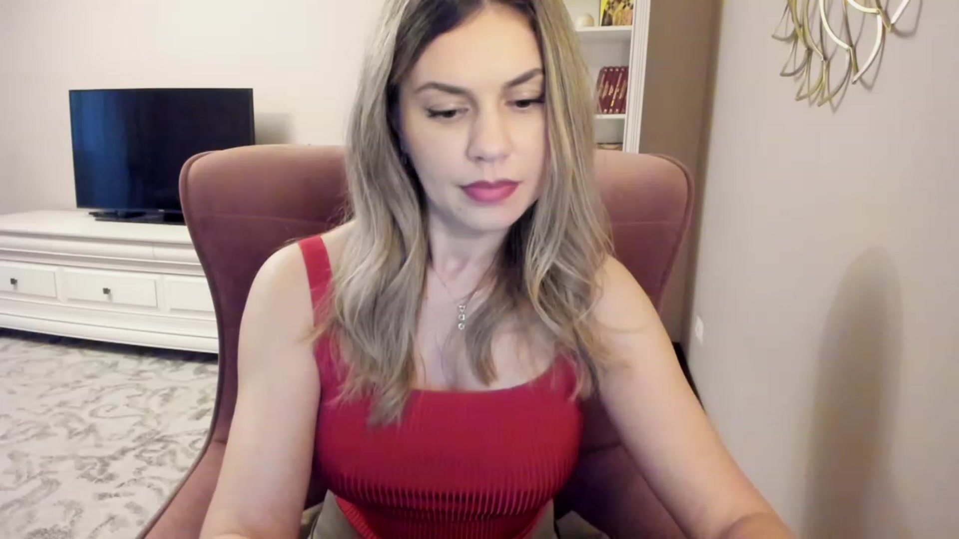 Gallery image thumbnail from Lu126's myfreecams stream on, 02/23/2024, 05:51 image 19 of 20