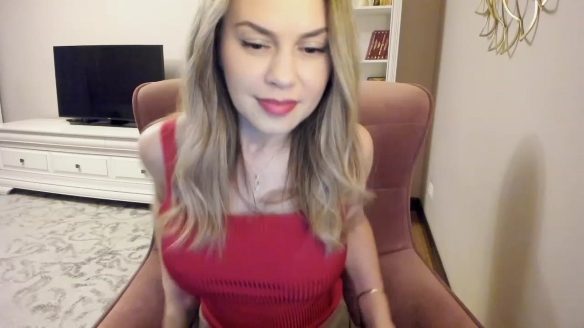 Gallery image thumbnail from Lu126's myfreecams stream on, 02/23/2024, 05:51 image 4 of 20