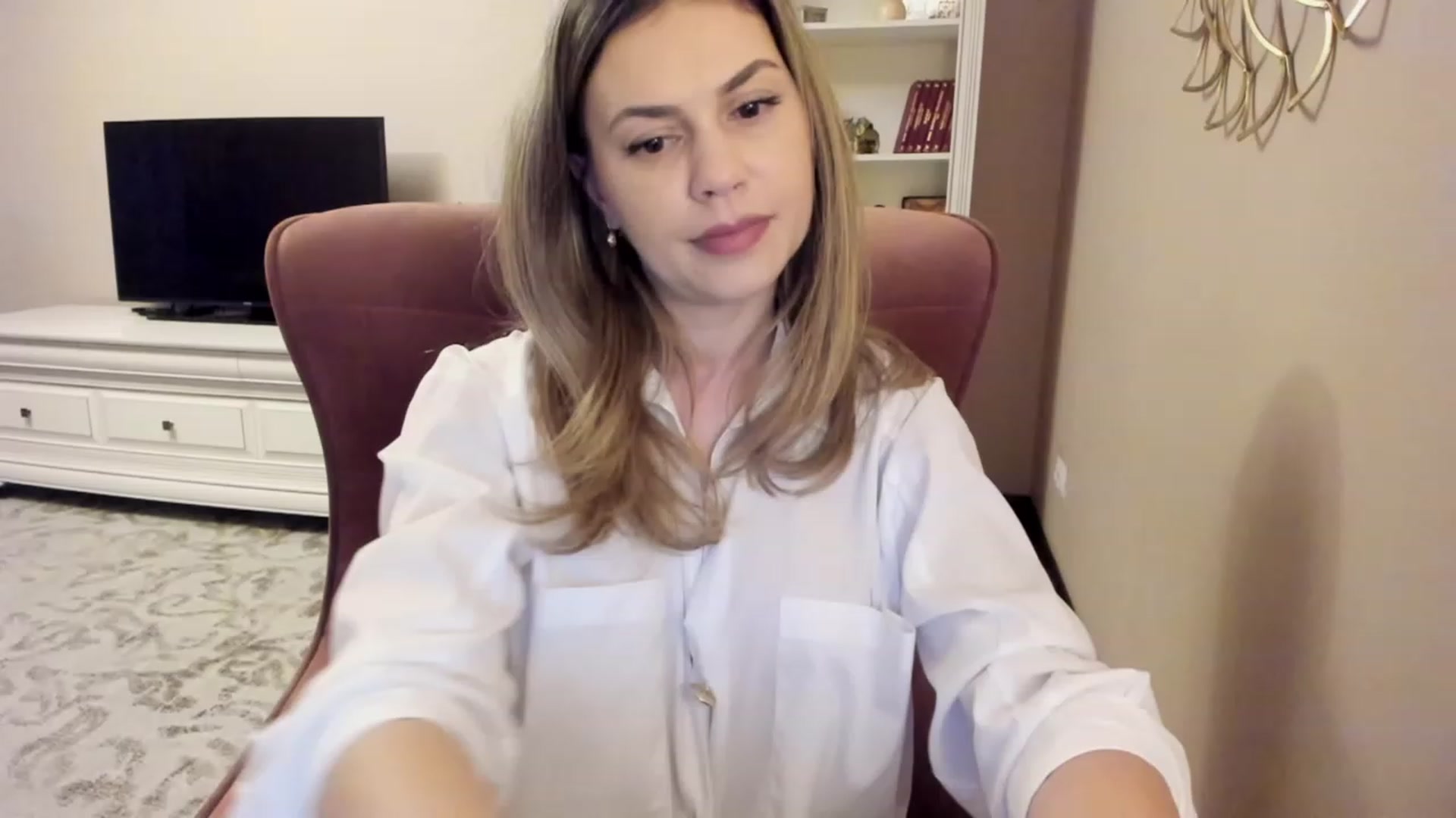 Gallery image thumbnail from Lu126's myfreecams stream on, 03/03/2024, 05:16 image 16 of 20