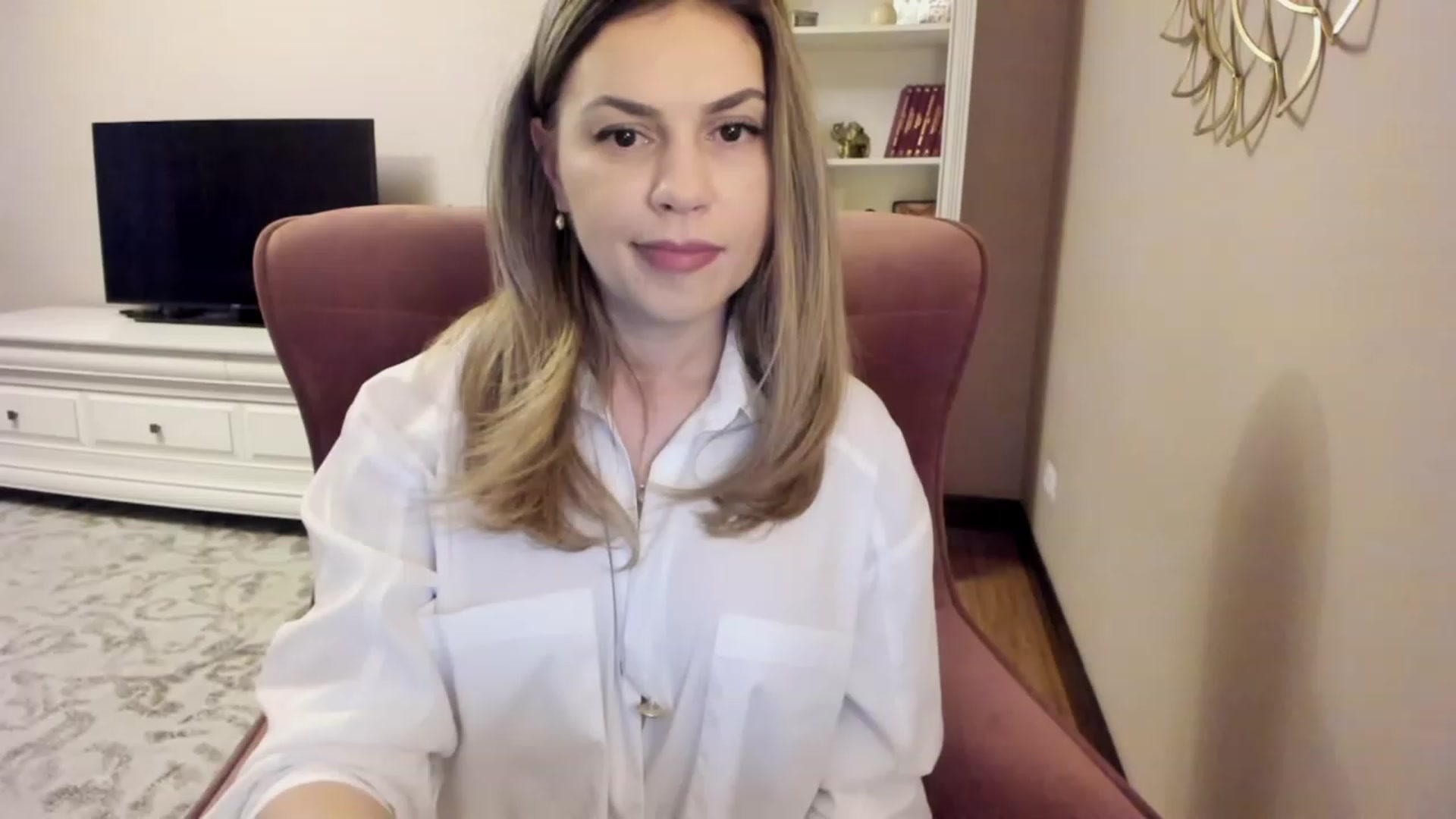 Gallery image thumbnail from Lu126's myfreecams stream on, 03/03/2024, 05:16 image 19 of 20