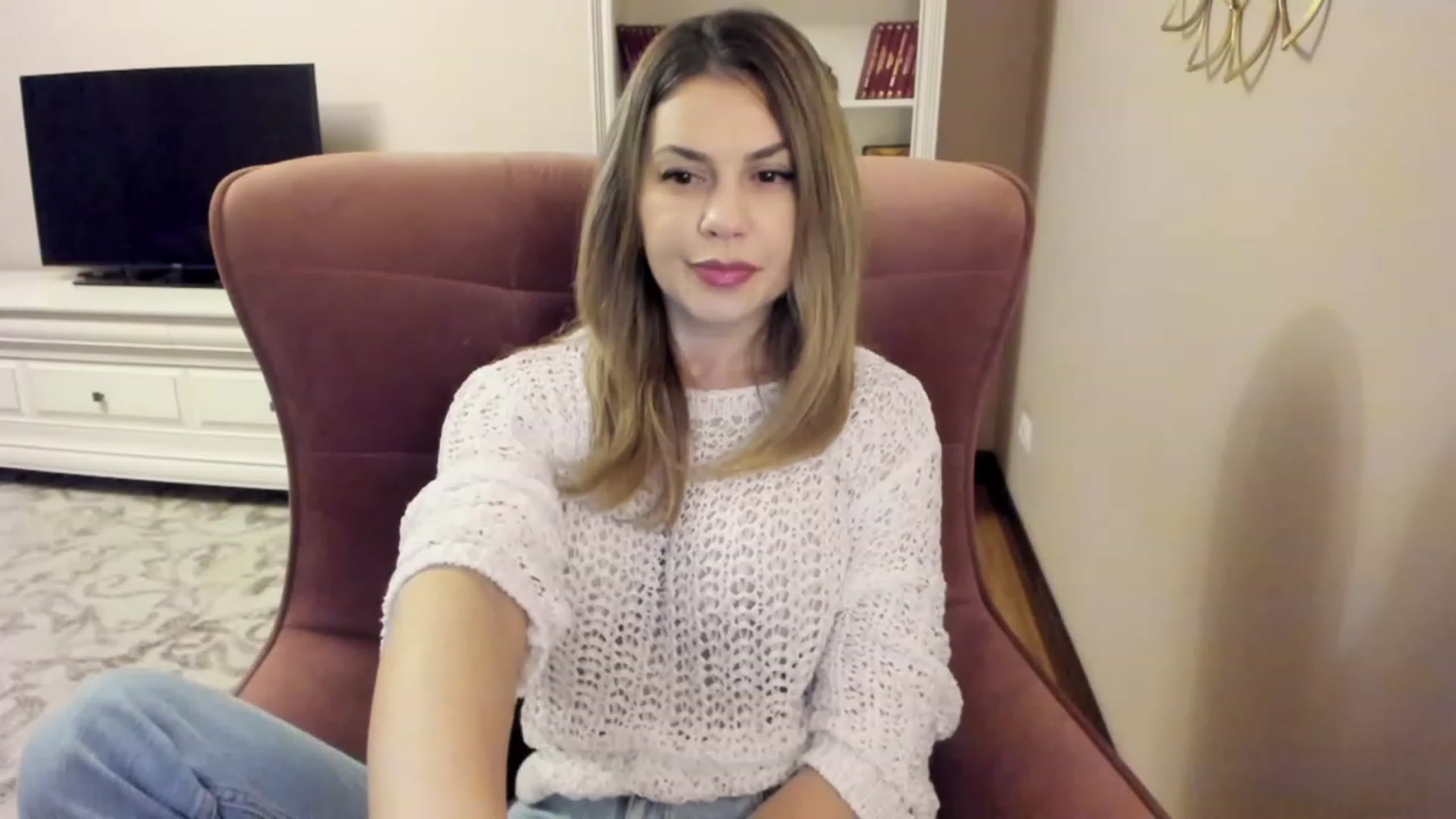 Gallery image thumbnail from Lu126's myfreecams stream on, 03/06/2024, 04:34 image 12 of 20