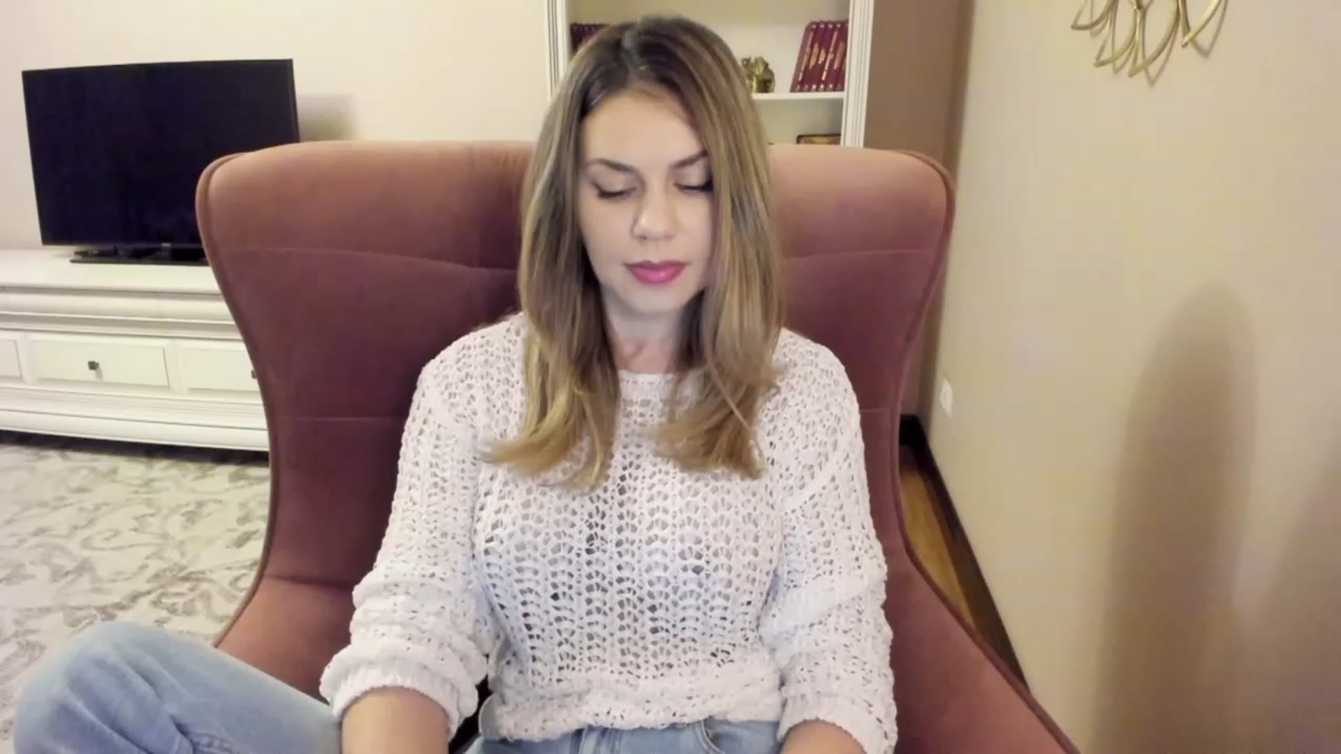Gallery image thumbnail from Lu126's myfreecams stream on, 03/06/2024, 04:34 image 14 of 20