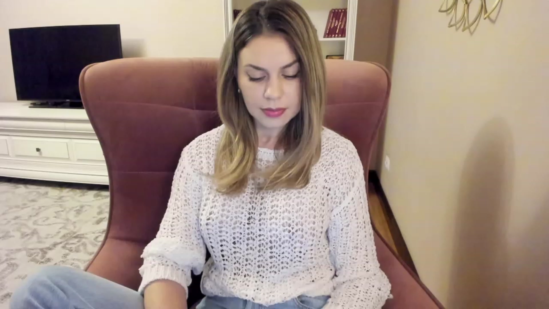Gallery image thumbnail from Lu126's myfreecams stream on, 03/06/2024, 04:34 image 10 of 20