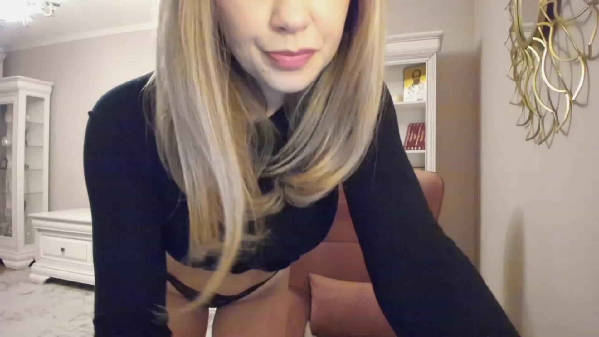 Gallery image thumbnail from Lu126's myfreecams stream on, 03/13/2024, 04:27 image 17 of 20