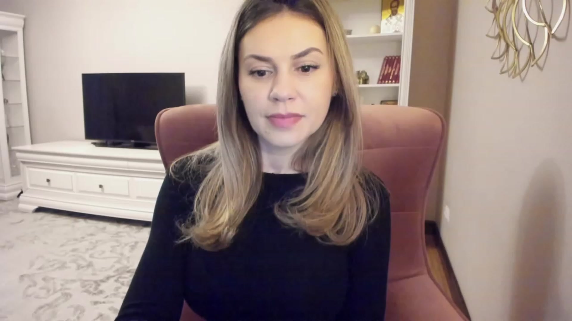 Gallery image thumbnail from Lu126's myfreecams stream on, 03/13/2024, 04:56 image 19 of 20