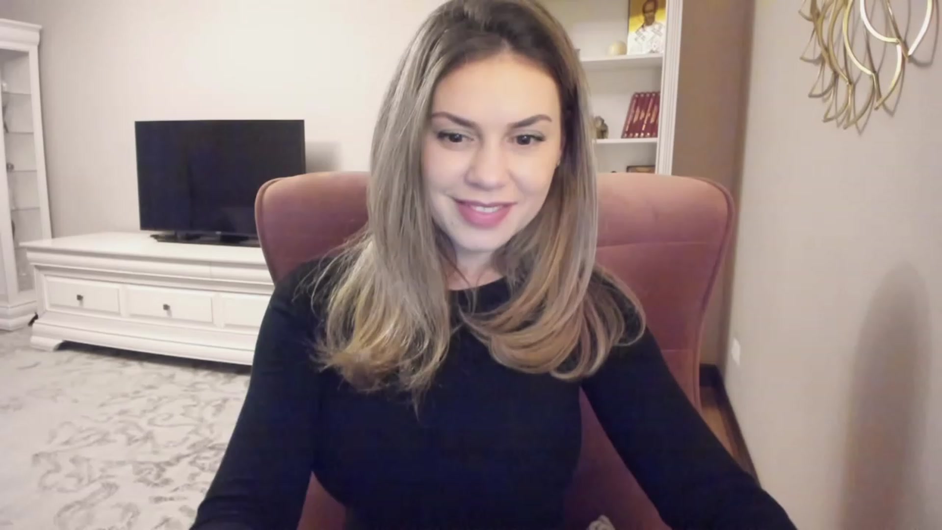 Gallery image thumbnail from Lu126's myfreecams stream on, 03/13/2024, 04:56 image 13 of 20