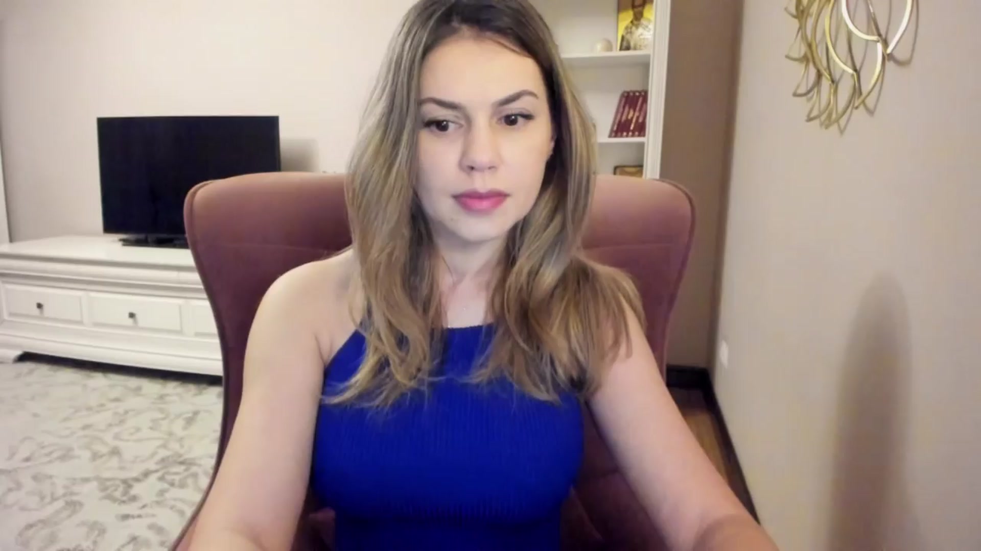 Gallery image thumbnail from Lu126's myfreecams stream on, 03/25/2024, 03:31 image 11 of 20