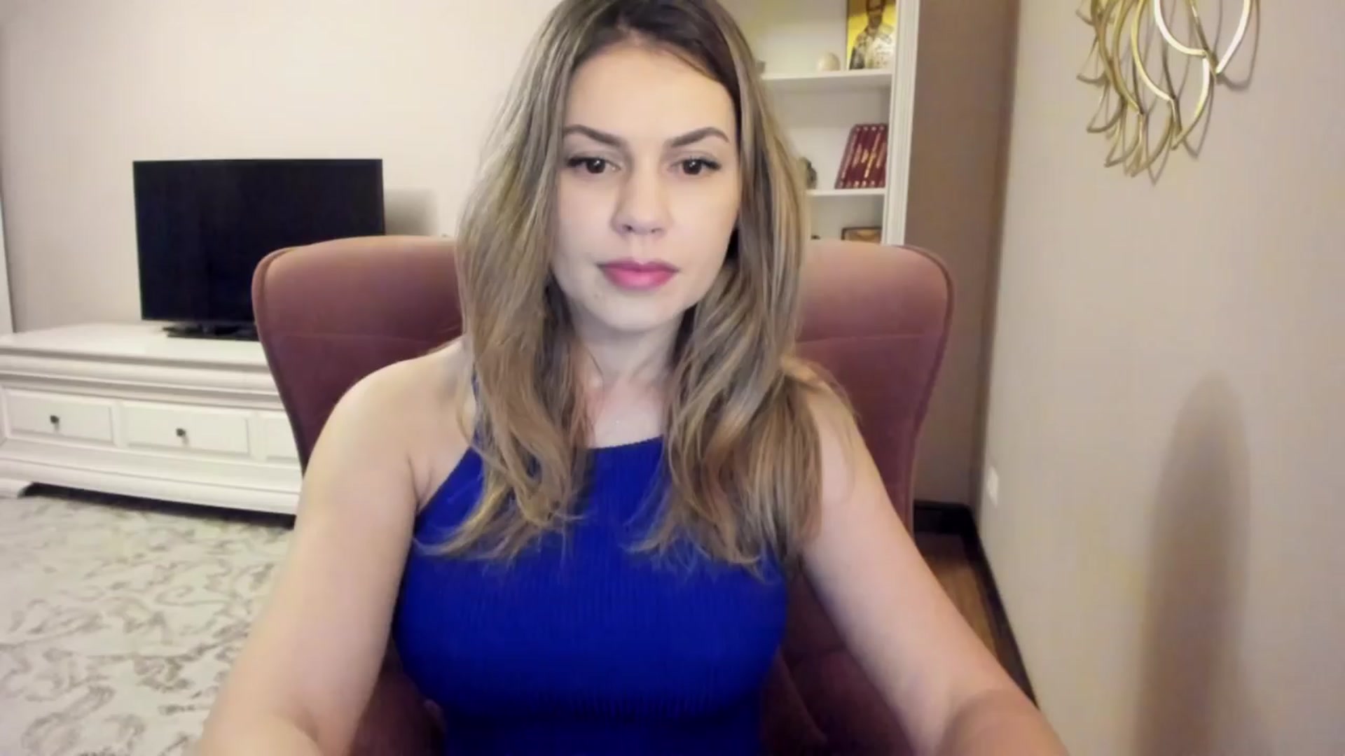 Gallery image thumbnail from Lu126's myfreecams stream on, 03/25/2024, 03:31 image 9 of 20