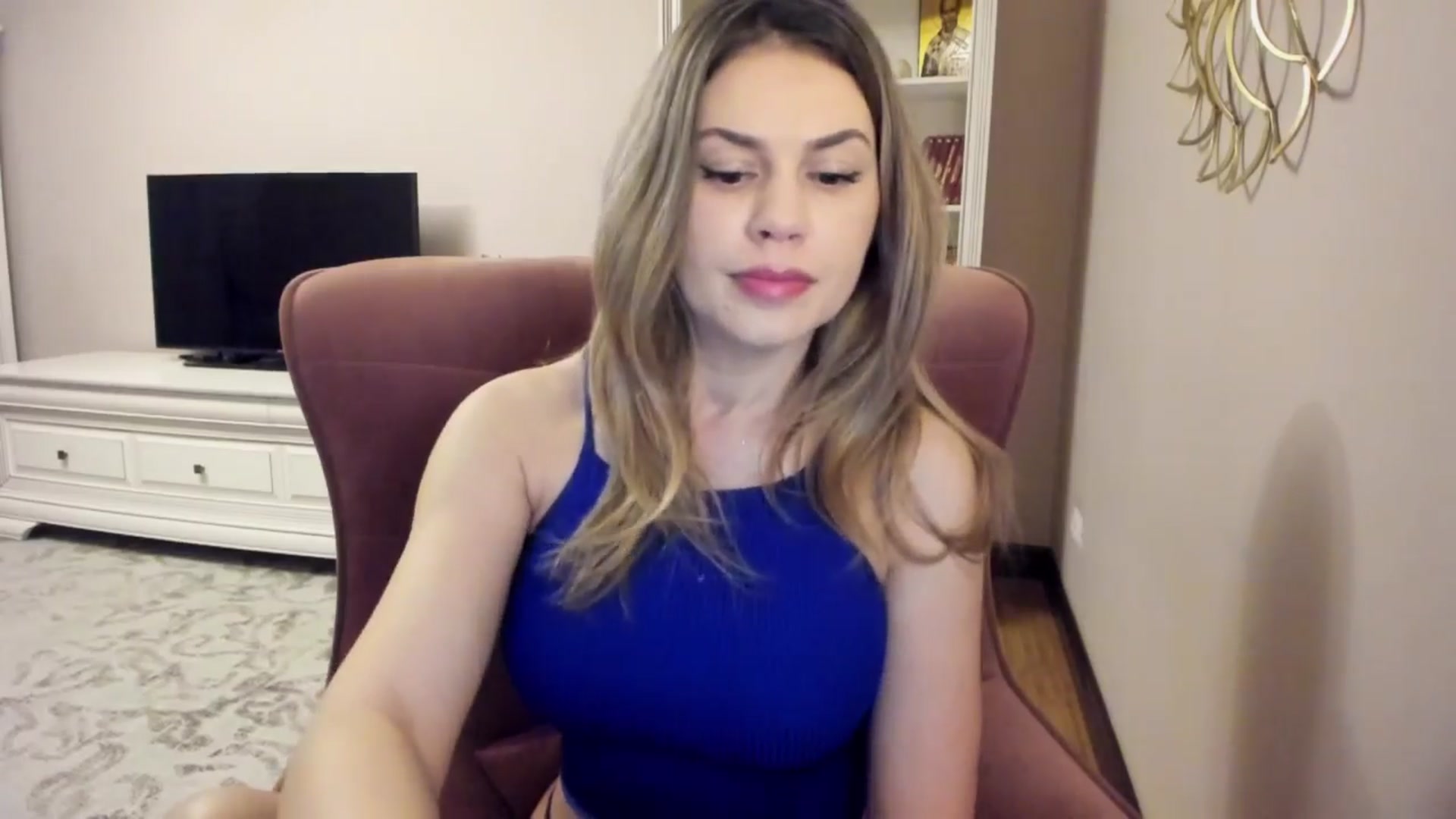 Gallery image thumbnail from Lu126's myfreecams stream on, 03/25/2024, 03:31 image 15 of 20
