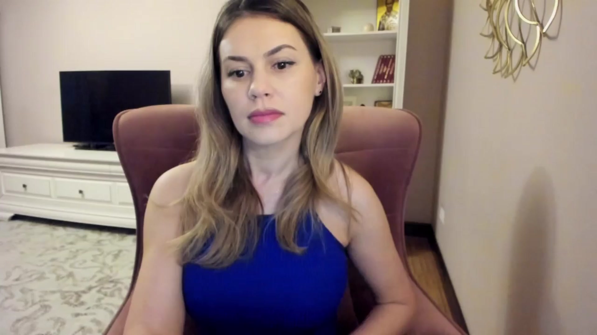Gallery image thumbnail from Lu126's myfreecams stream on, 03/25/2024, 04:16 image 19 of 20