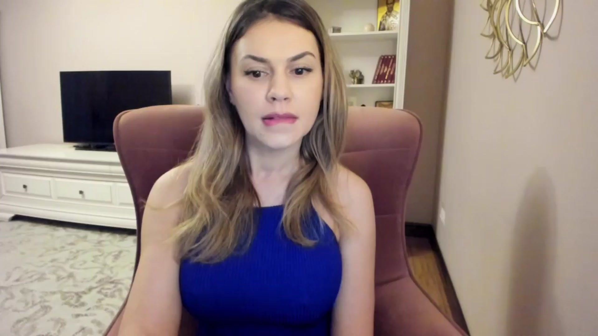 Gallery image thumbnail from Lu126's myfreecams stream on, 03/25/2024, 04:16 image 15 of 20