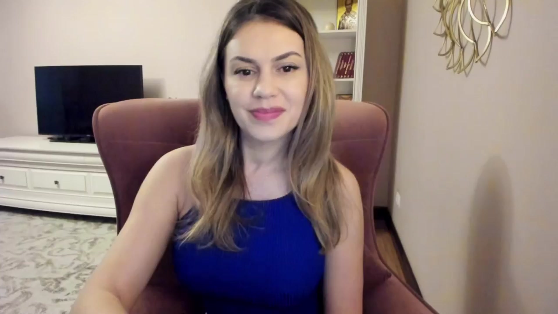 Gallery image thumbnail from Lu126's myfreecams stream on, 03/25/2024, 04:39 image 14 of 20