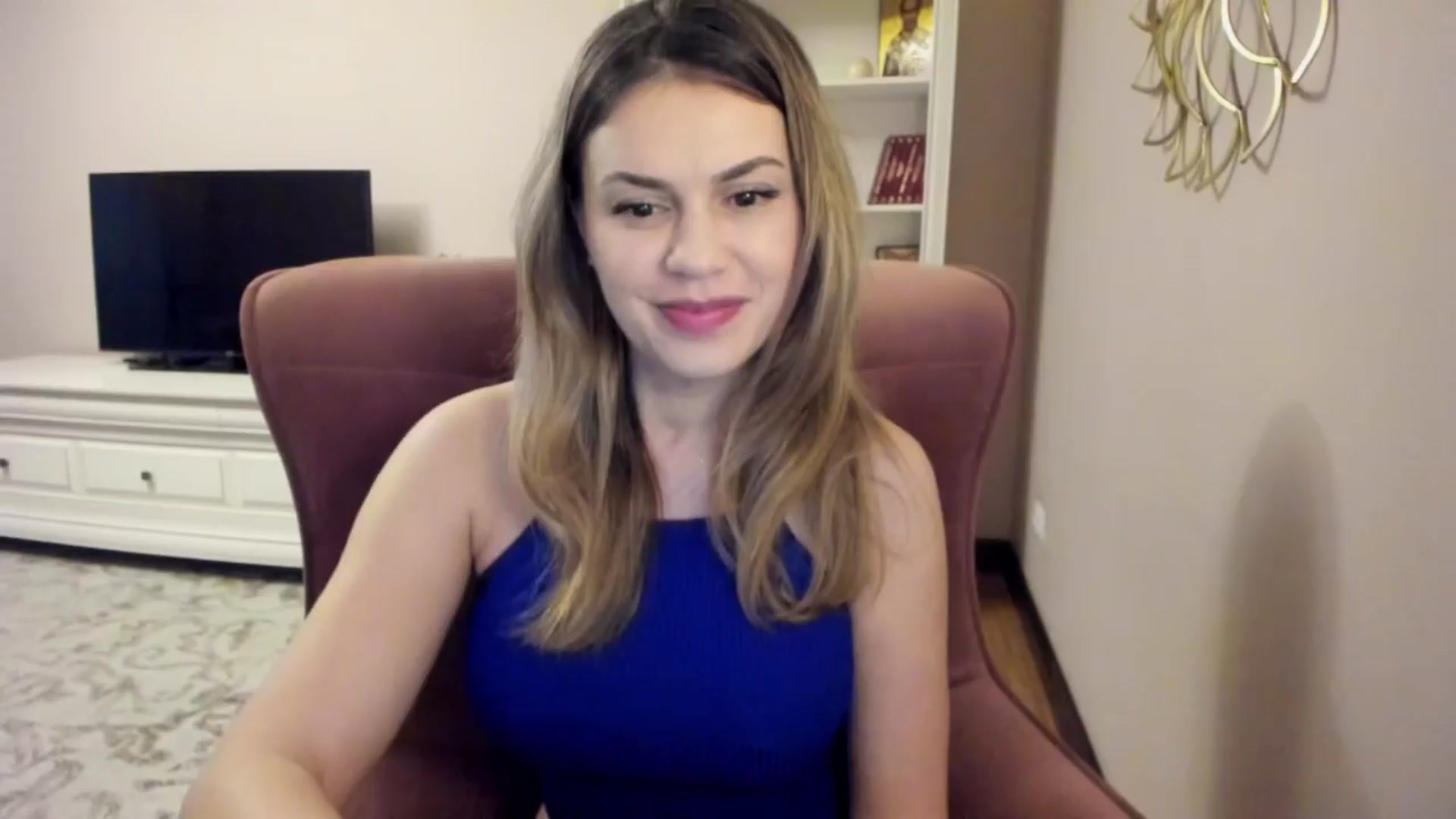 Gallery image thumbnail from Lu126's myfreecams stream on, 03/25/2024, 04:39 image 7 of 20