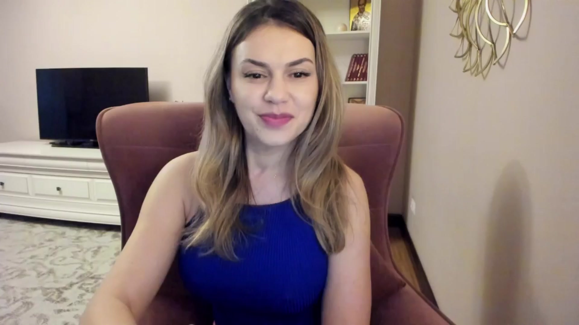 Gallery image thumbnail from Lu126's myfreecams stream on, 03/25/2024, 04:39 image 16 of 20