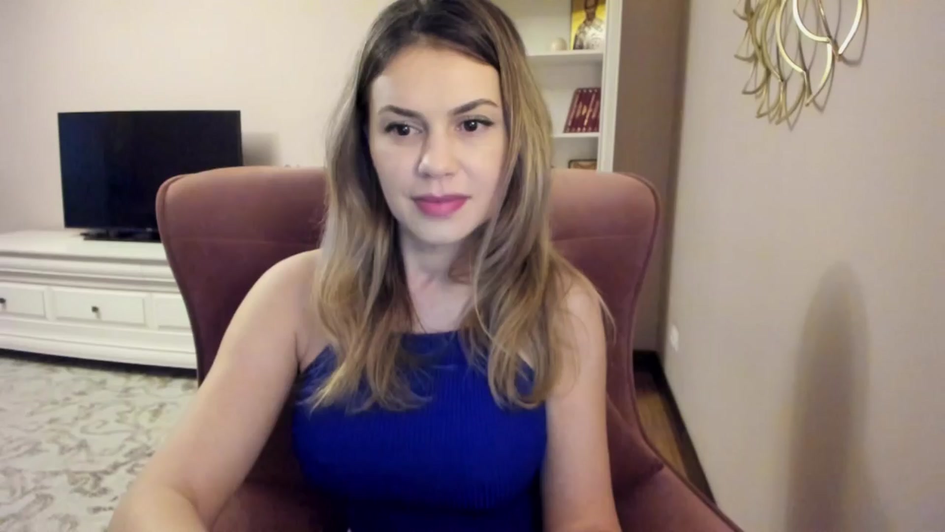 Gallery image thumbnail from Lu126's myfreecams stream on, 03/25/2024, 04:39 image 10 of 20