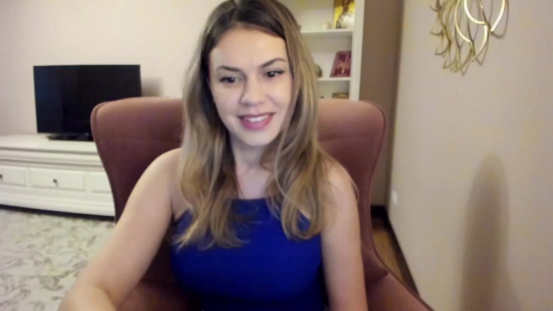 Gallery image thumbnail from Lu126's myfreecams stream on, 03/25/2024, 04:39 image 11 of 20