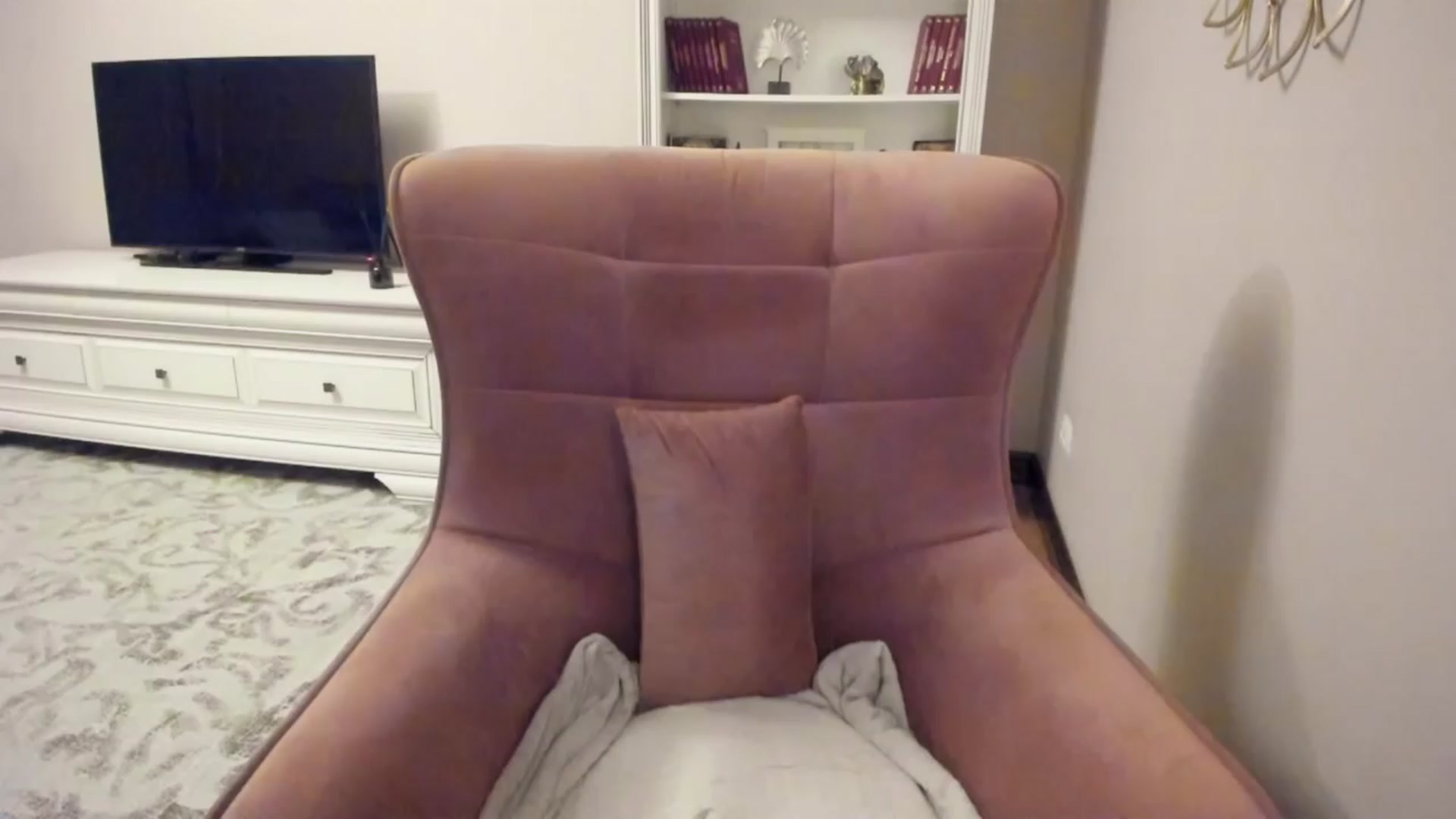 Gallery image thumbnail from Lu126's myfreecams stream on, 03/29/2024, 03:41 image 17 of 20