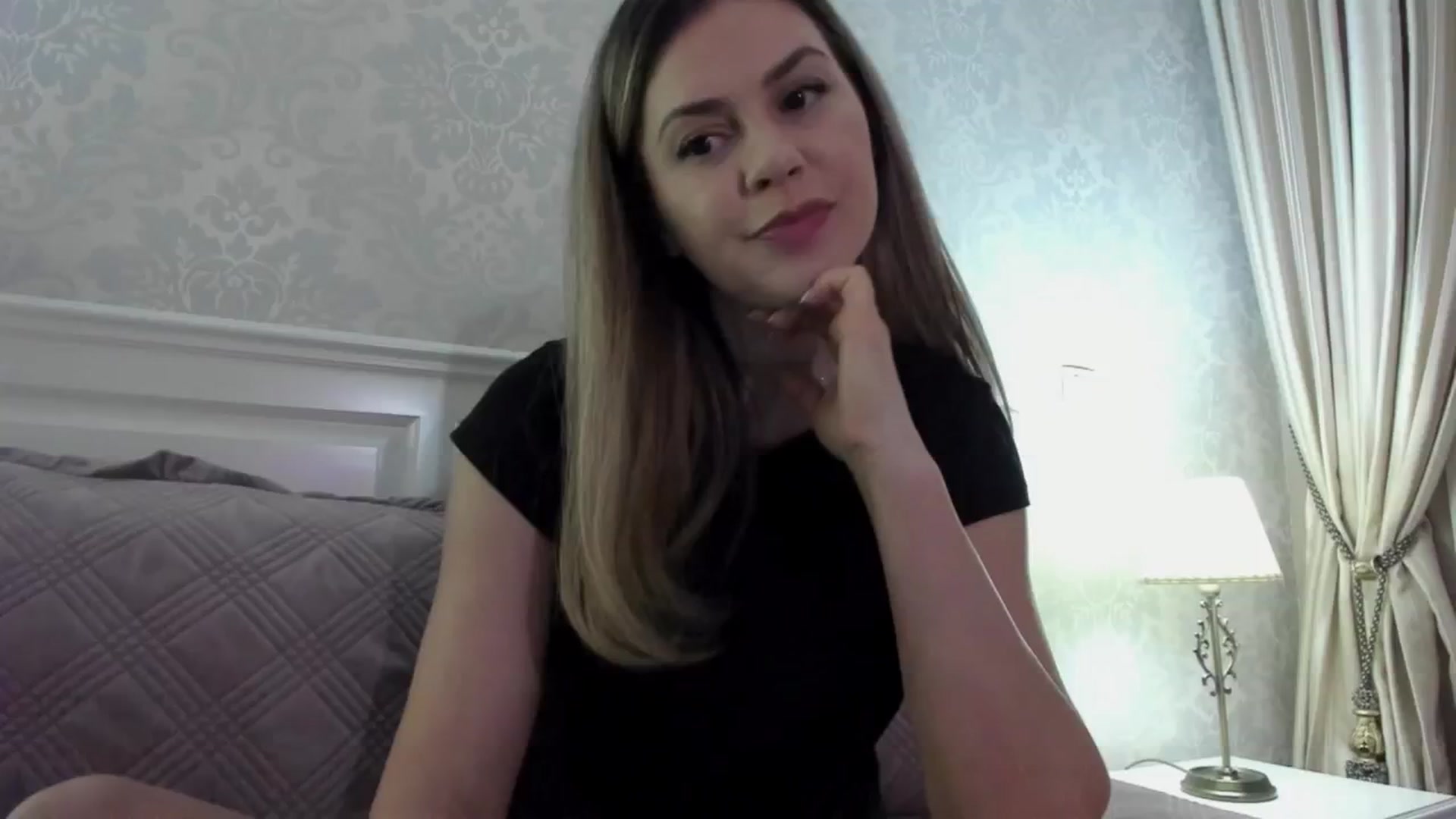 Gallery image thumbnail from Lu126's myfreecams stream on, 04/20/2024, 22:26 image 20 of 20