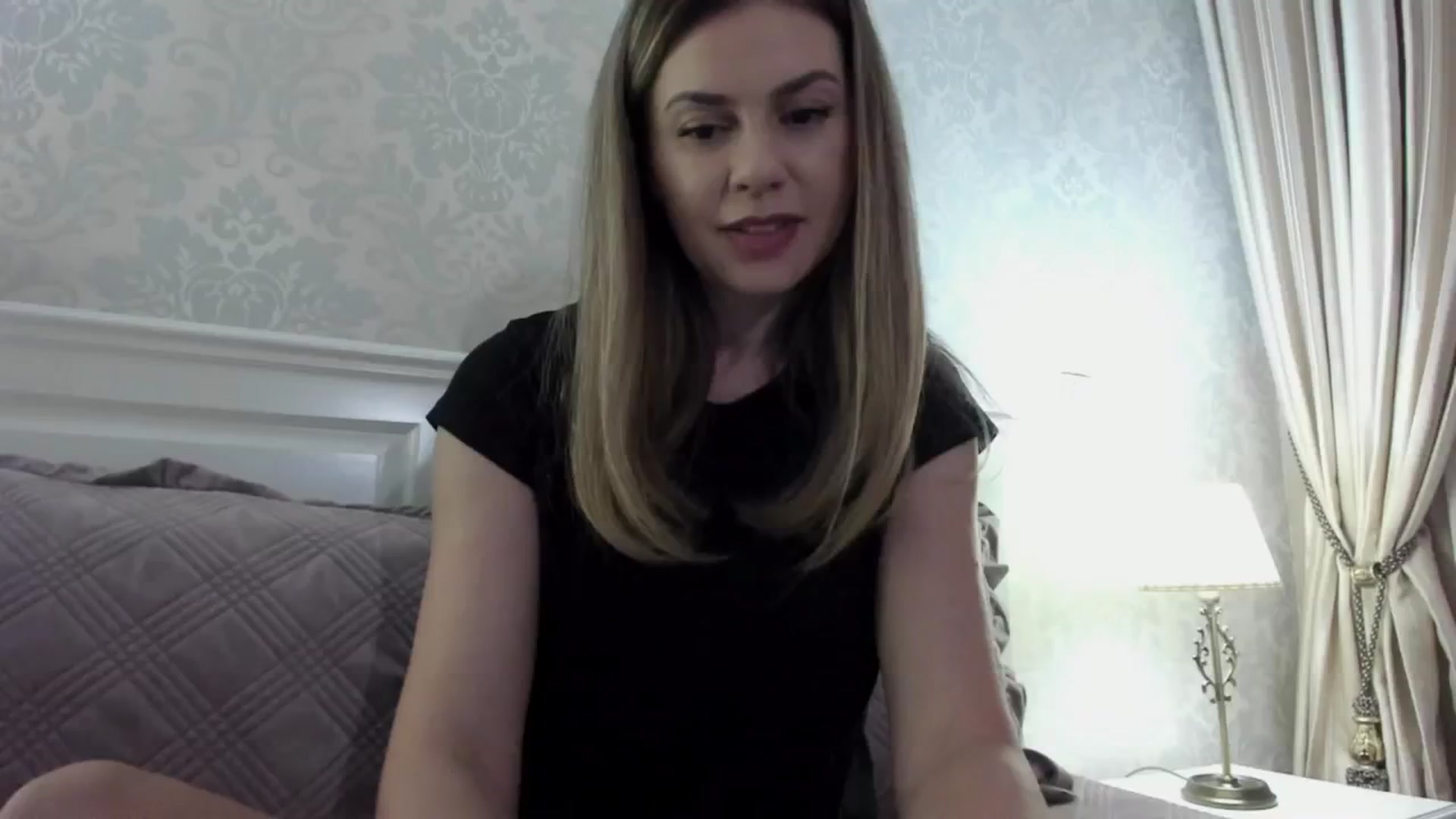 Gallery image thumbnail from Lu126's myfreecams stream on, 04/20/2024, 22:26 image 13 of 20