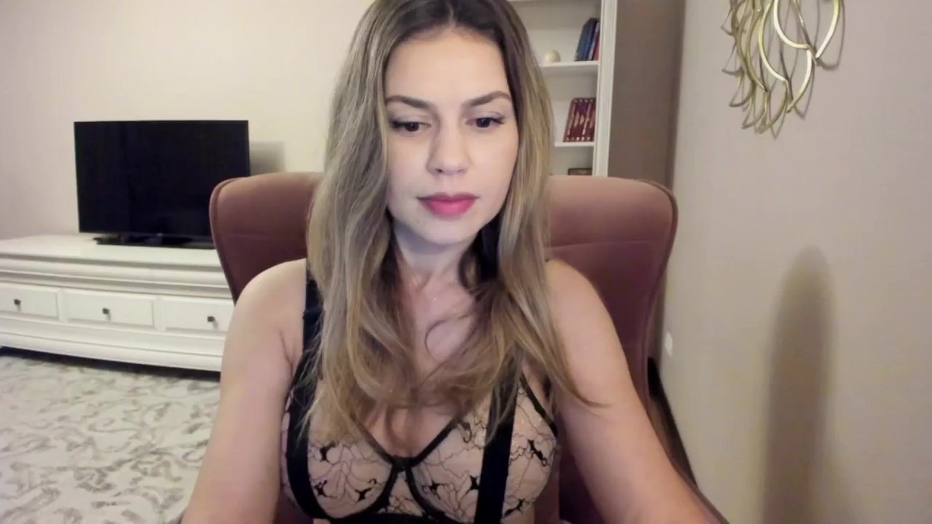 Gallery image thumbnail from Lu126's myfreecams stream on, 05/07/2024, 02:32 image 8 of 20