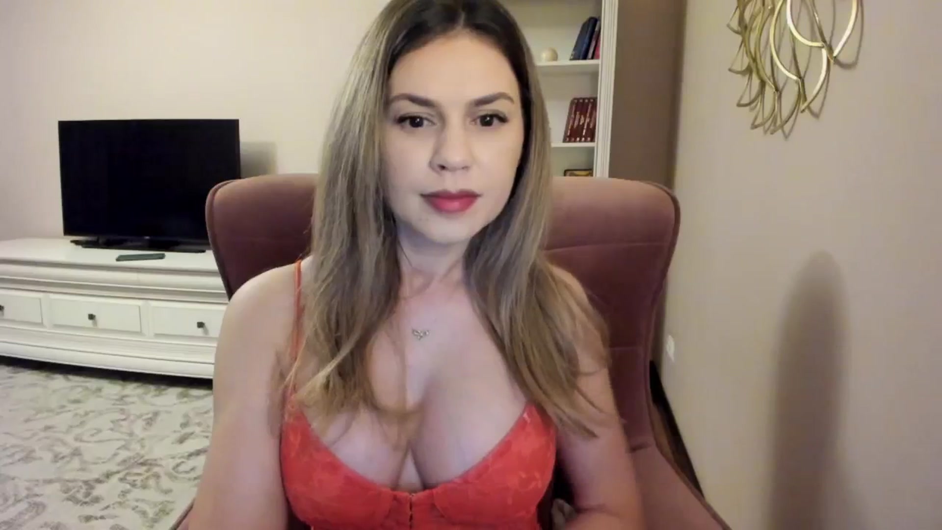Gallery image thumbnail from Lu126's myfreecams stream on, 05/08/2024, 20:54 image 3 of 20