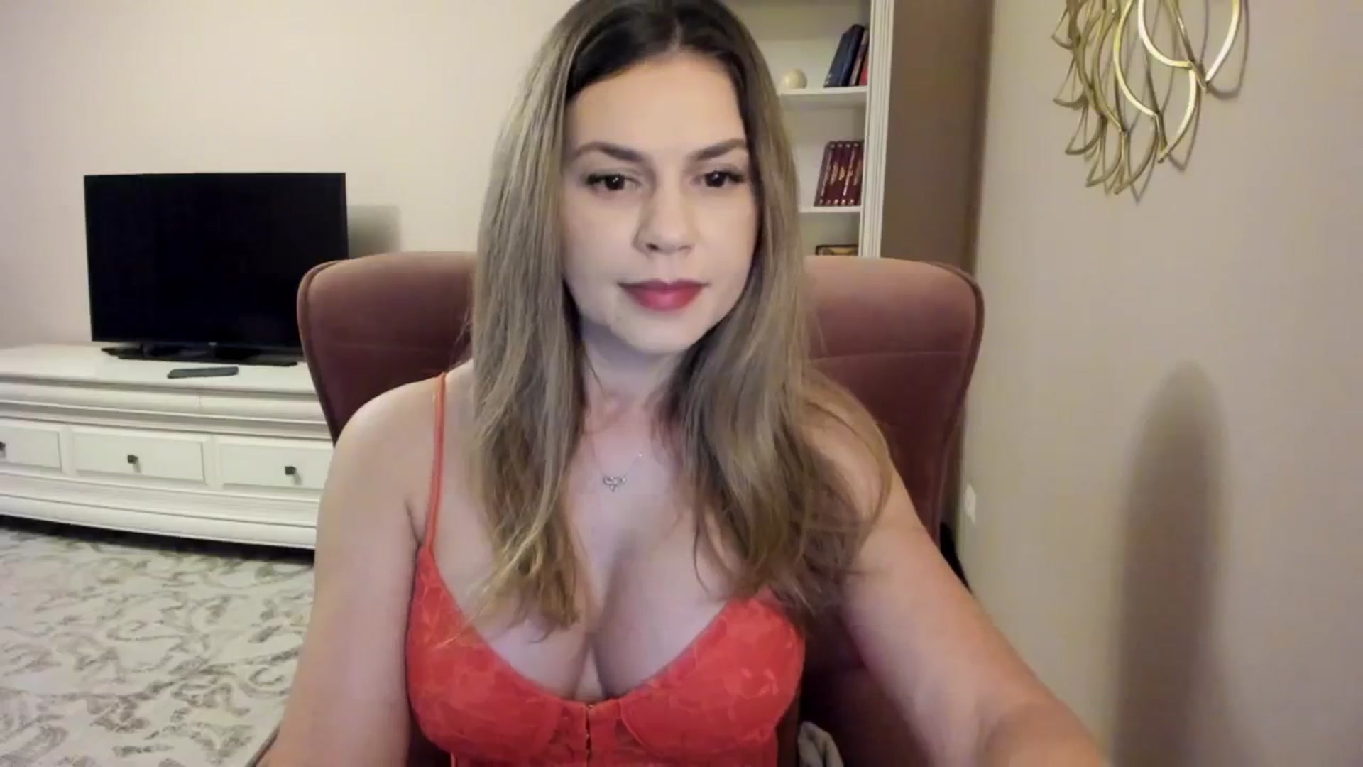Gallery image thumbnail from Lu126's myfreecams stream on, 05/08/2024, 20:54 image 6 of 20