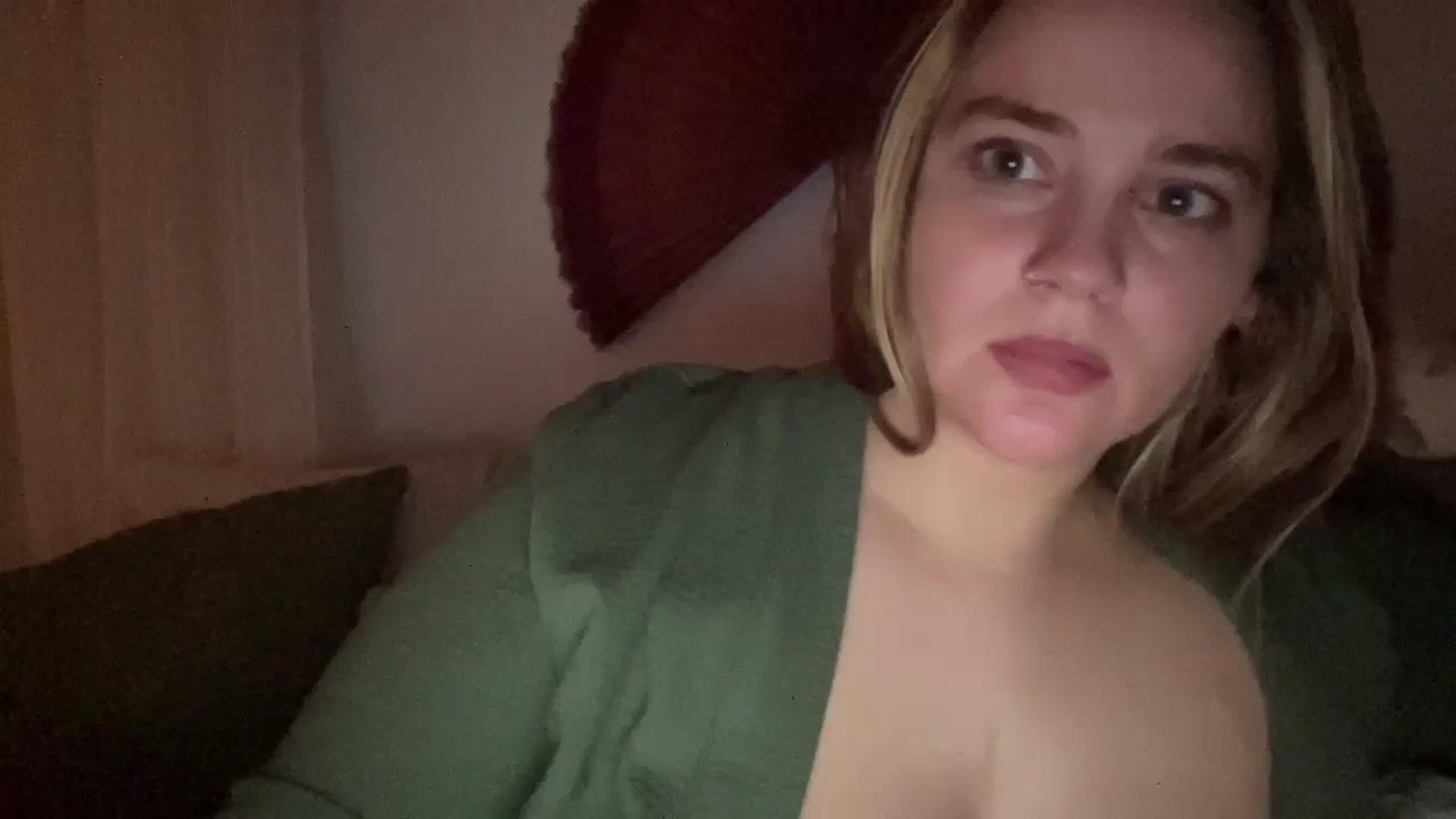 Gallery image thumbnail from LuceLu's myfreecams stream on, 01/06/2026, 09:23 image 2 of 20