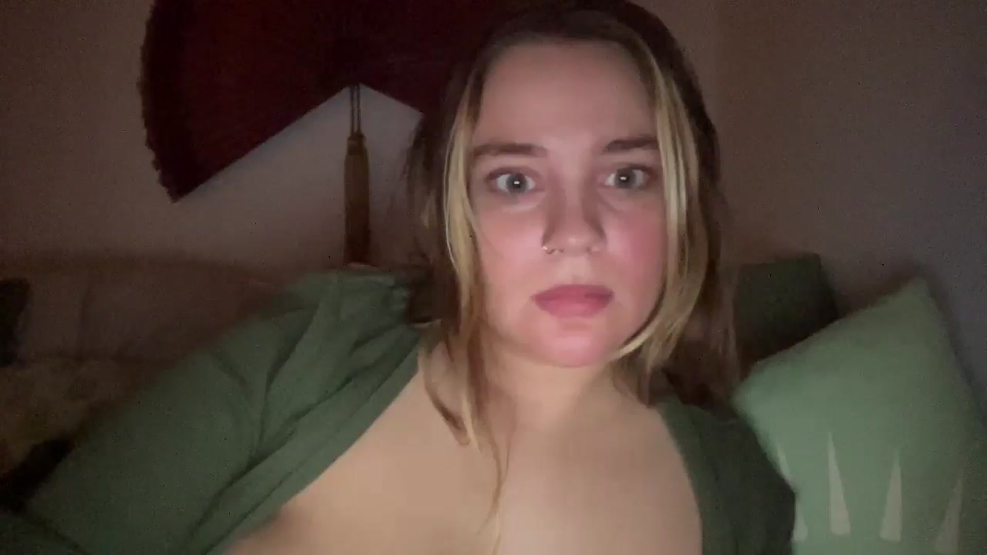 Gallery image thumbnail from LuceLu's myfreecams stream on, 01/06/2026, 10:03 image 18 of 20