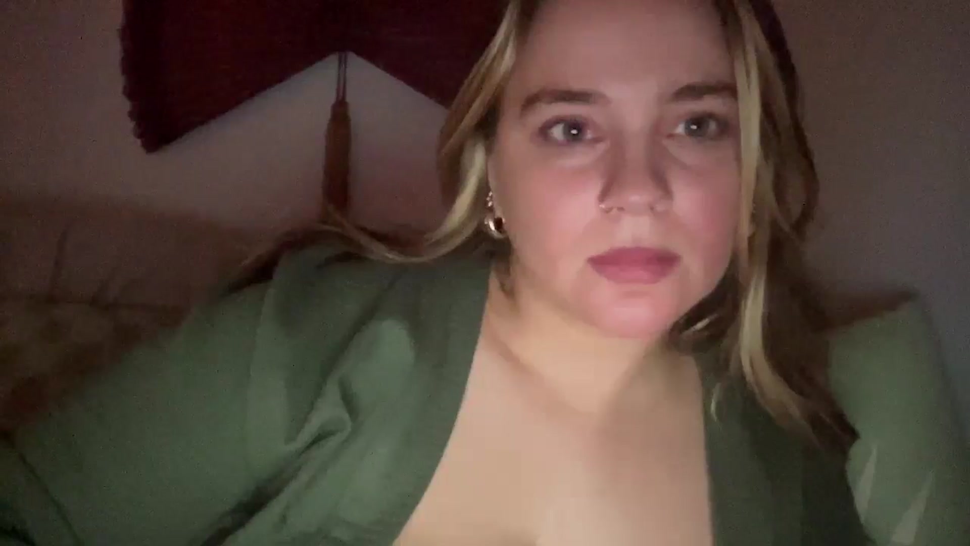 Gallery image thumbnail from LuceLu's myfreecams stream on, 01/06/2026, 10:03 image 8 of 20