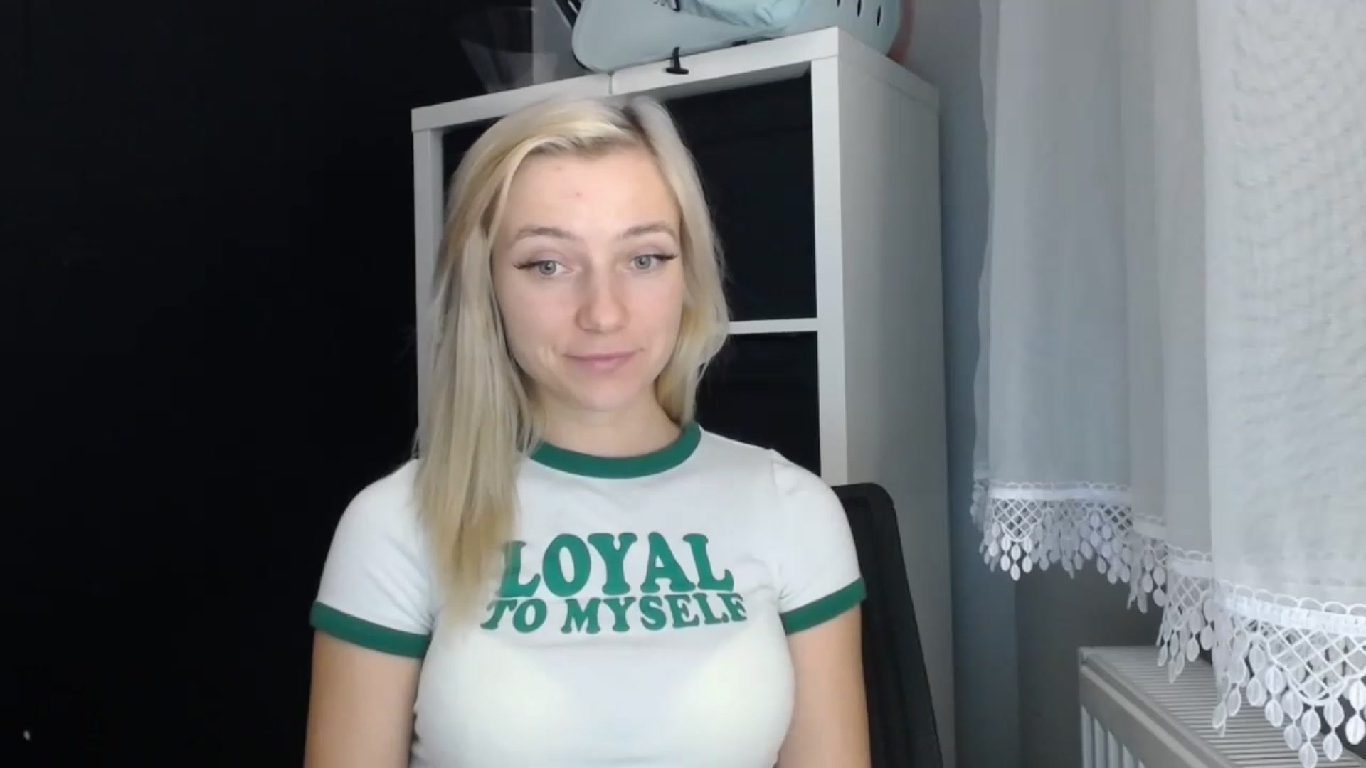 Gallery image thumbnail from LuciaAmazing's myfreecams stream on, 11/20/2023, 16:29 image 11 of 20