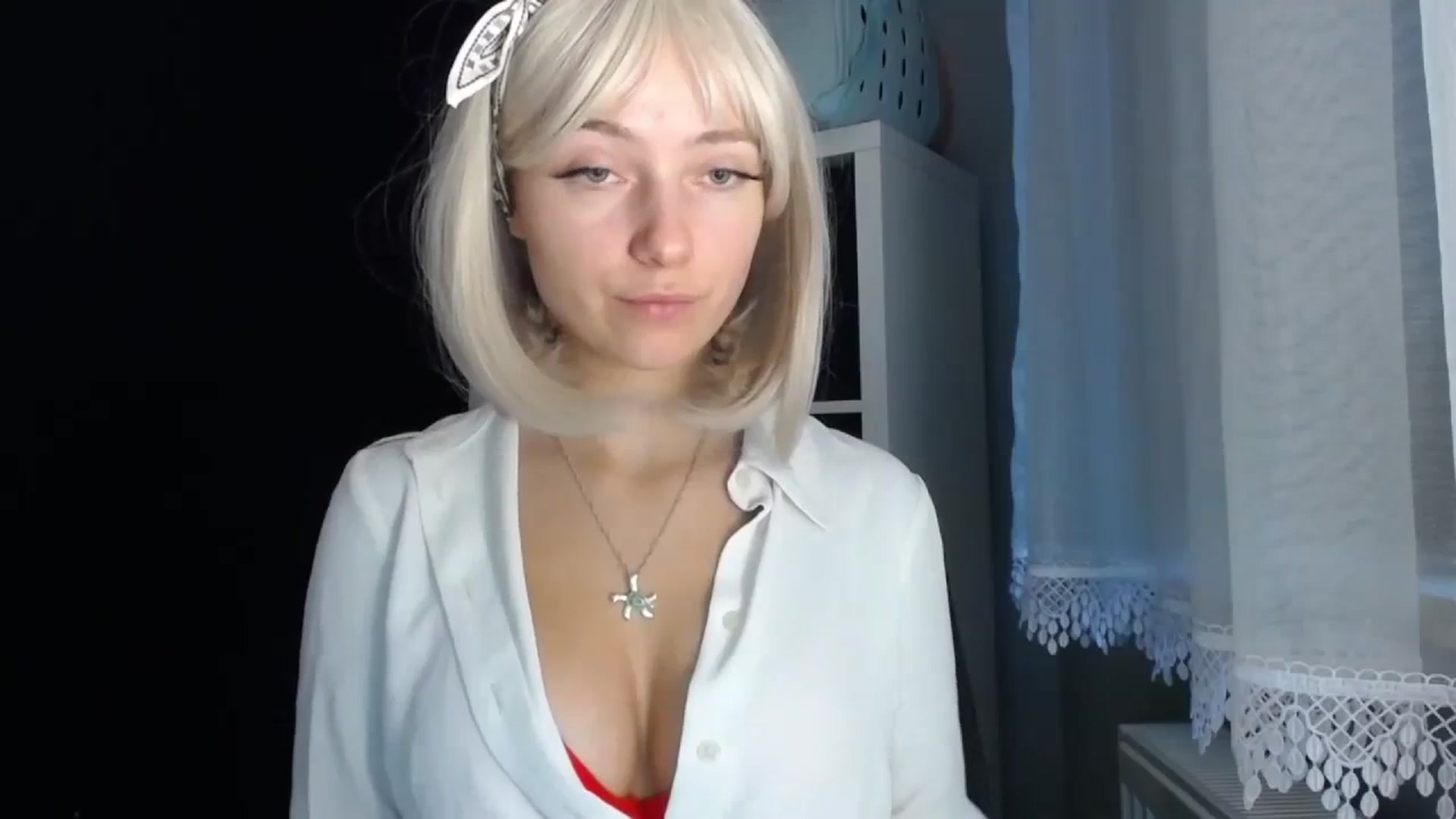 Gallery image thumbnail from LuciaAmazing's myfreecams stream on, 11/21/2023, 08:11 image 9 of 20