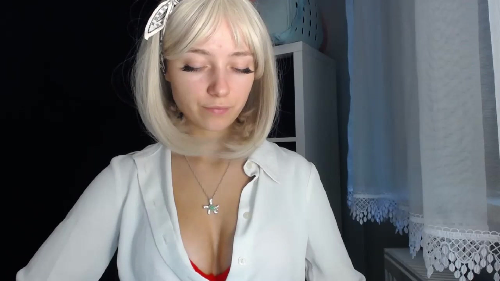 Gallery image thumbnail from LuciaAmazing's myfreecams stream on, 11/21/2023, 08:11 image 1 of 20