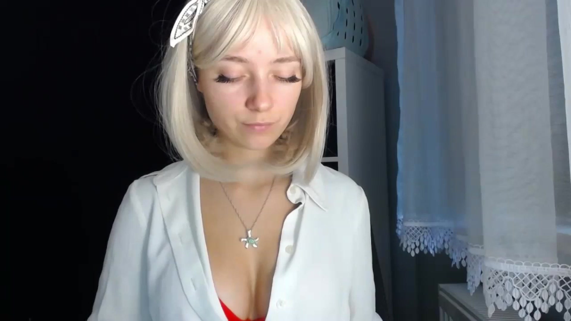 Gallery image thumbnail from LuciaAmazing's myfreecams stream on, 11/21/2023, 08:11 image 10 of 20