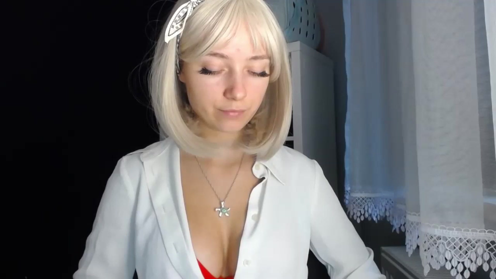 Gallery image thumbnail from LuciaAmazing's myfreecams stream on, 11/21/2023, 08:11 image 11 of 20
