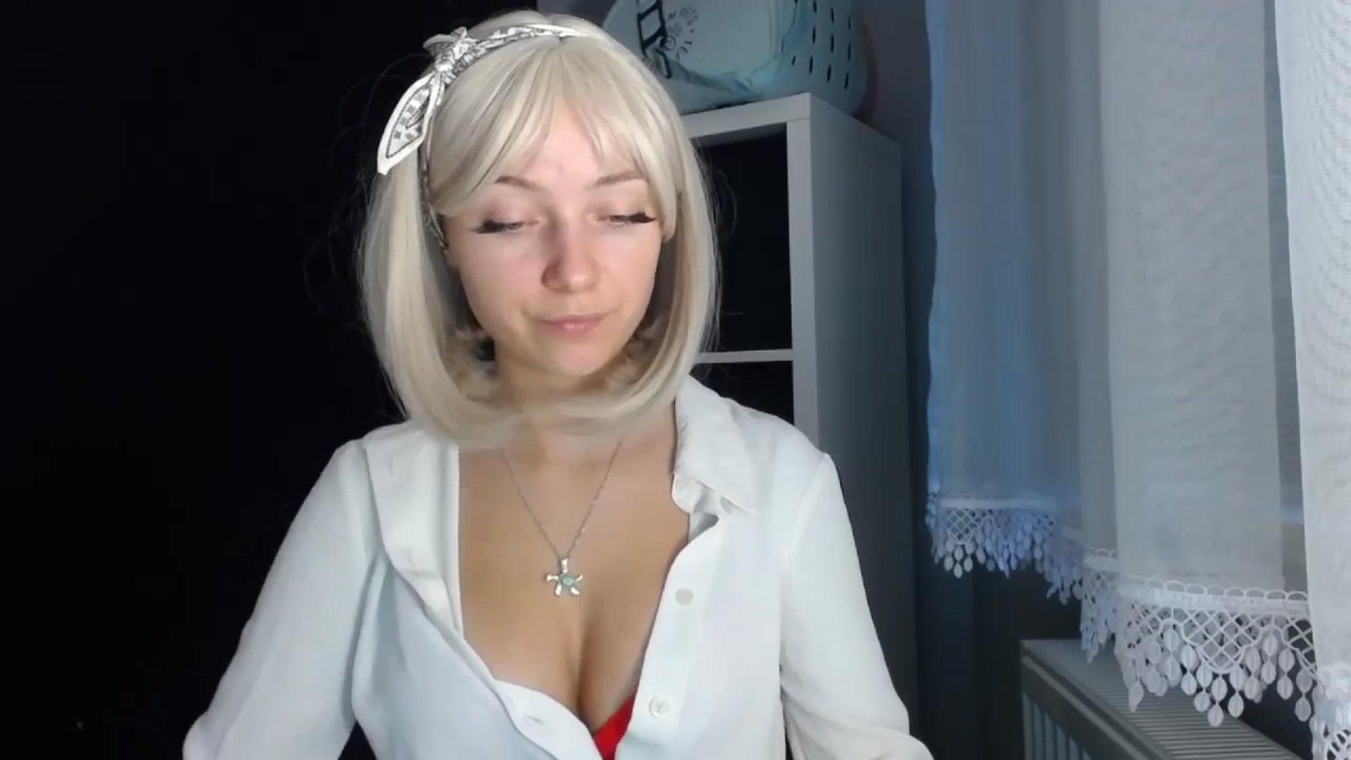 Gallery image thumbnail from LuciaAmazing's myfreecams stream on, 11/21/2023, 08:54 image 3 of 20