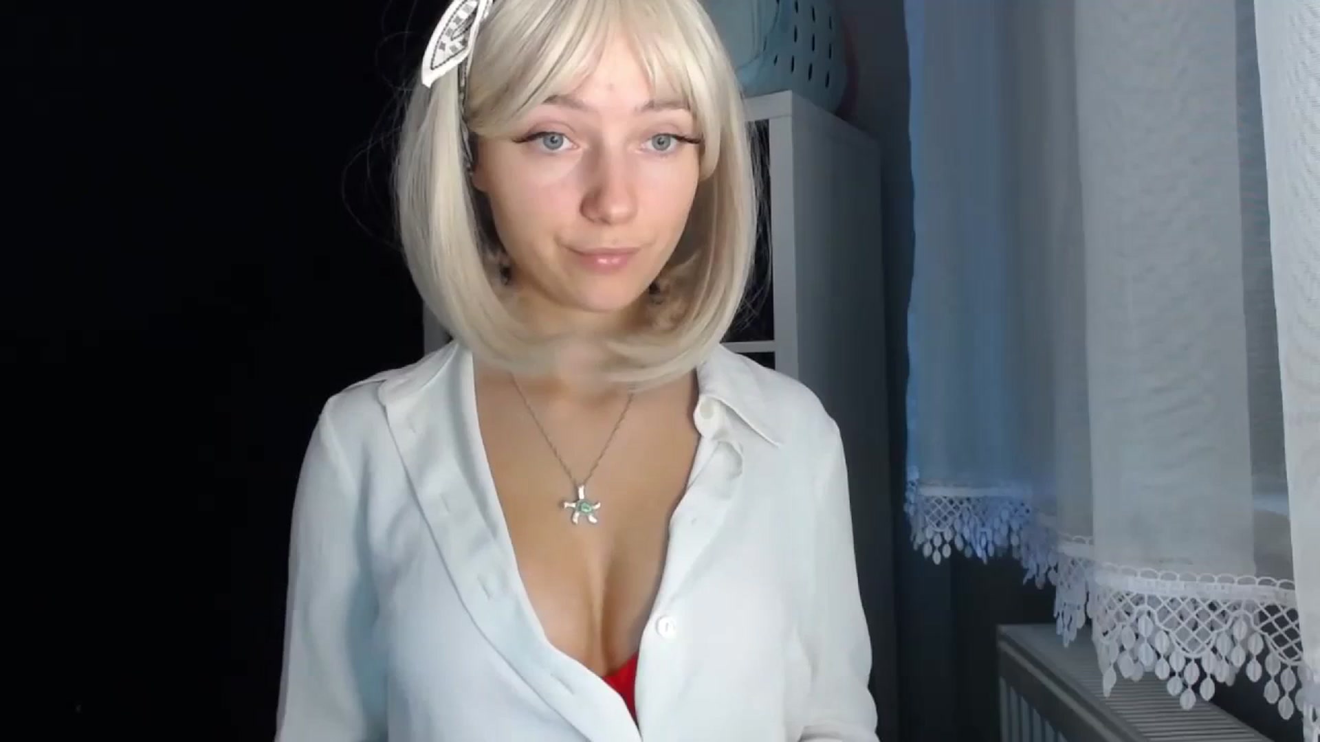 Gallery image thumbnail from LuciaAmazing's myfreecams stream on, 11/21/2023, 08:54 image 5 of 20