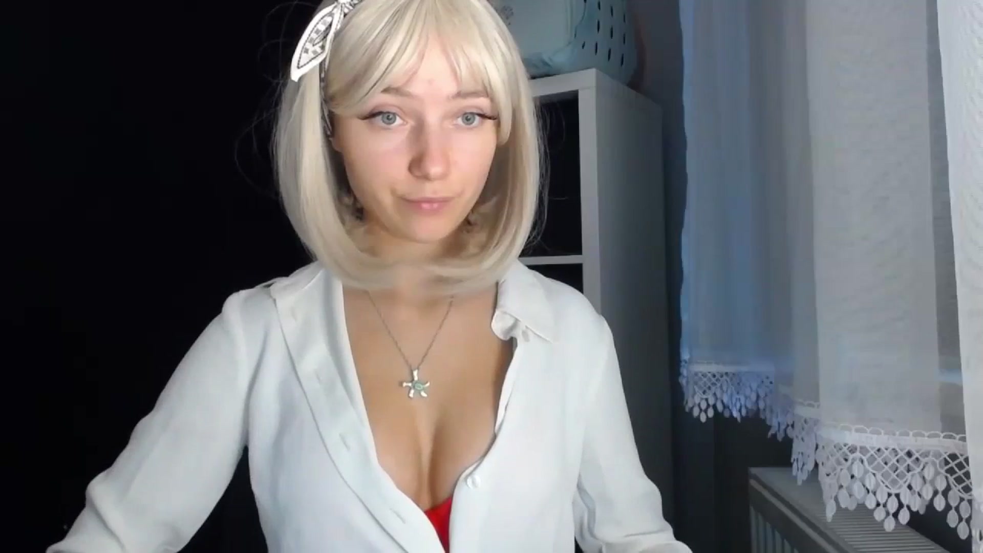 Gallery image thumbnail from LuciaAmazing's myfreecams stream on, 11/21/2023, 08:54 image 12 of 20
