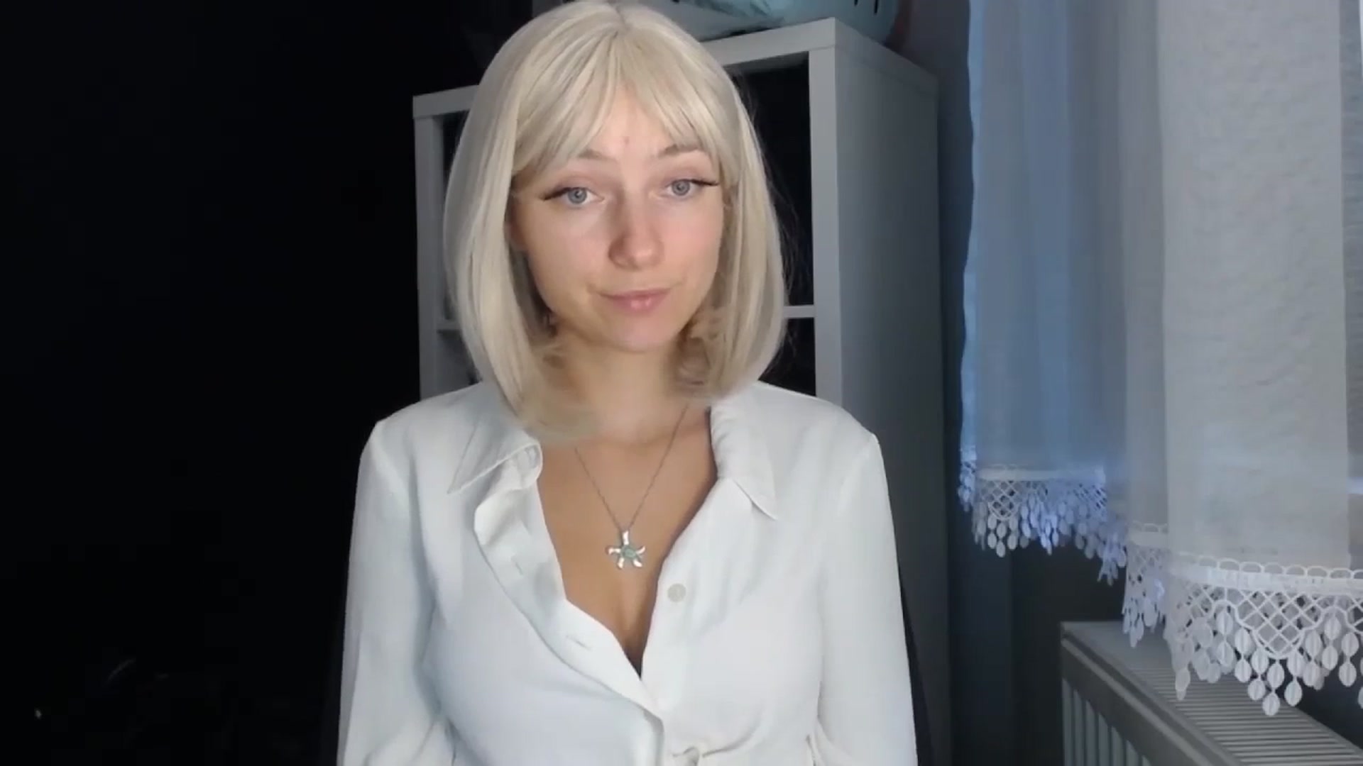 Gallery image thumbnail from LuciaAmazing's myfreecams stream on, 11/21/2023, 11:08 image 3 of 20