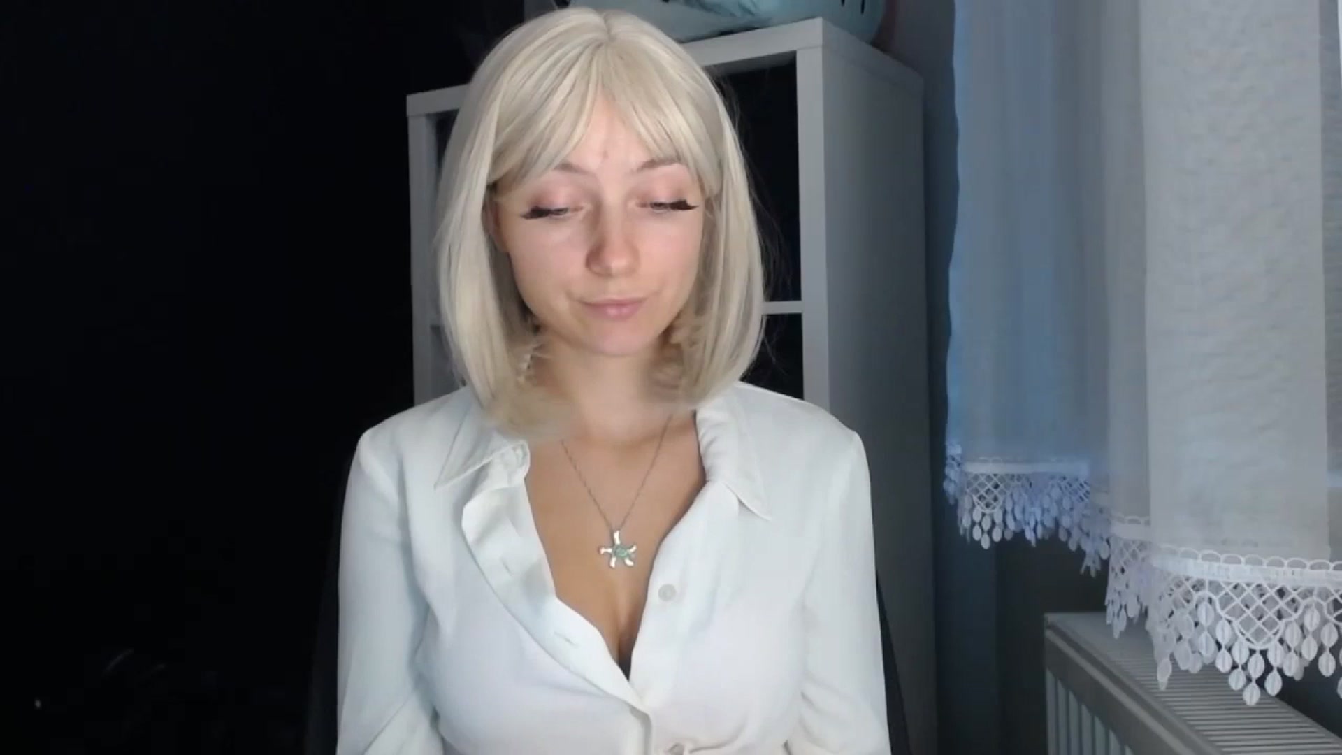 Gallery image thumbnail from LuciaAmazing's myfreecams stream on, 11/21/2023, 11:08 image 19 of 20