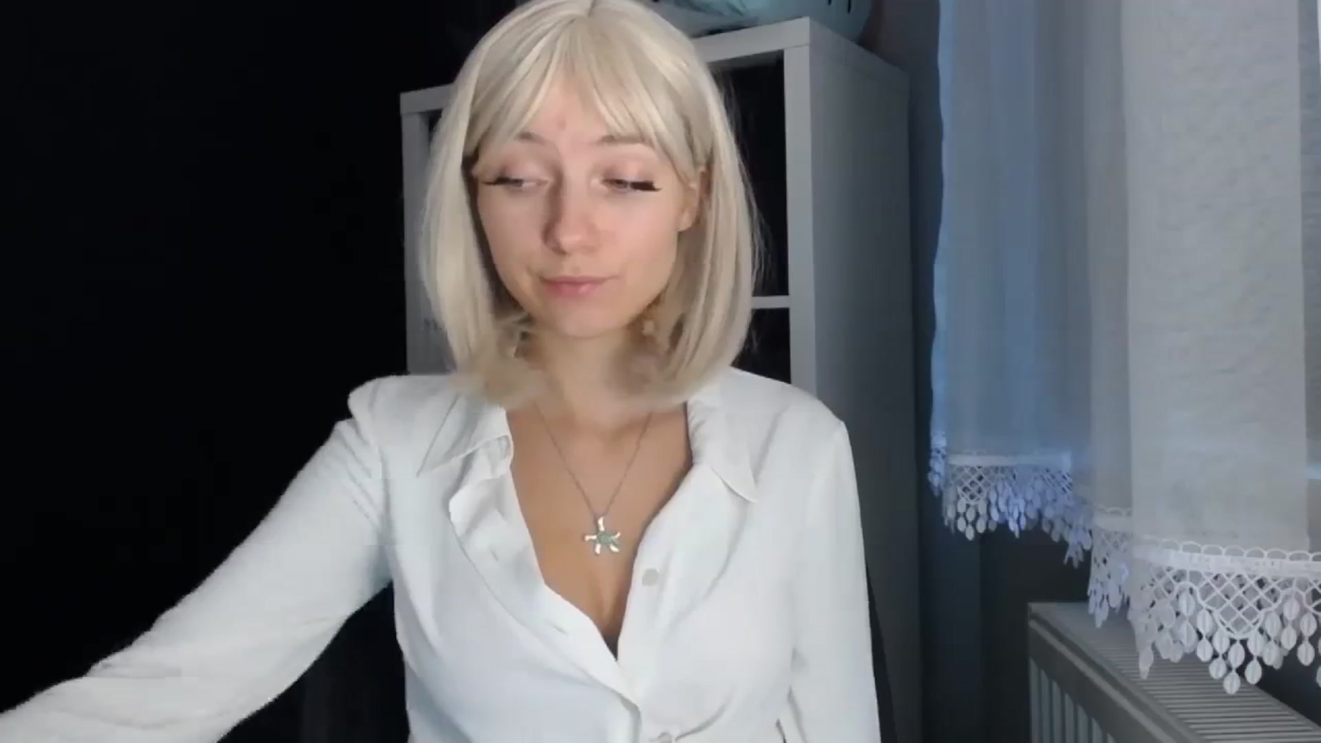 Gallery image thumbnail from LuciaAmazing's myfreecams stream on, 11/21/2023, 11:08 image 10 of 20