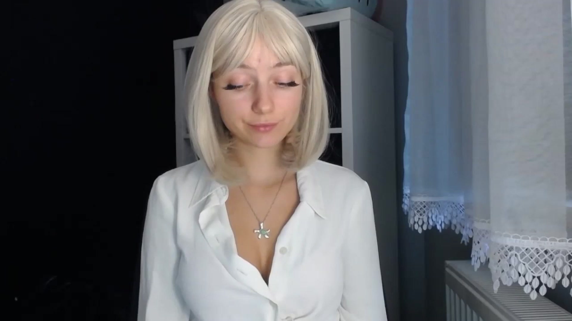Gallery image thumbnail from LuciaAmazing's myfreecams stream on, 11/21/2023, 11:08 image 7 of 20