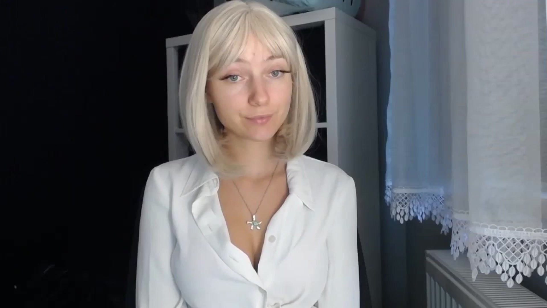 Gallery image thumbnail from LuciaAmazing's myfreecams stream on, 11/21/2023, 11:08 image 13 of 20