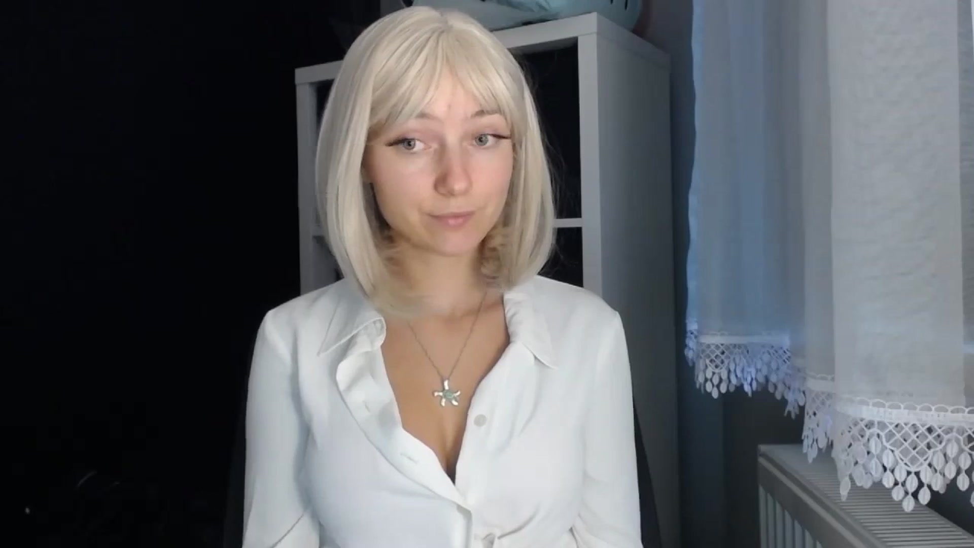 Gallery image thumbnail from LuciaAmazing's myfreecams stream on, 11/21/2023, 11:08 image 16 of 20