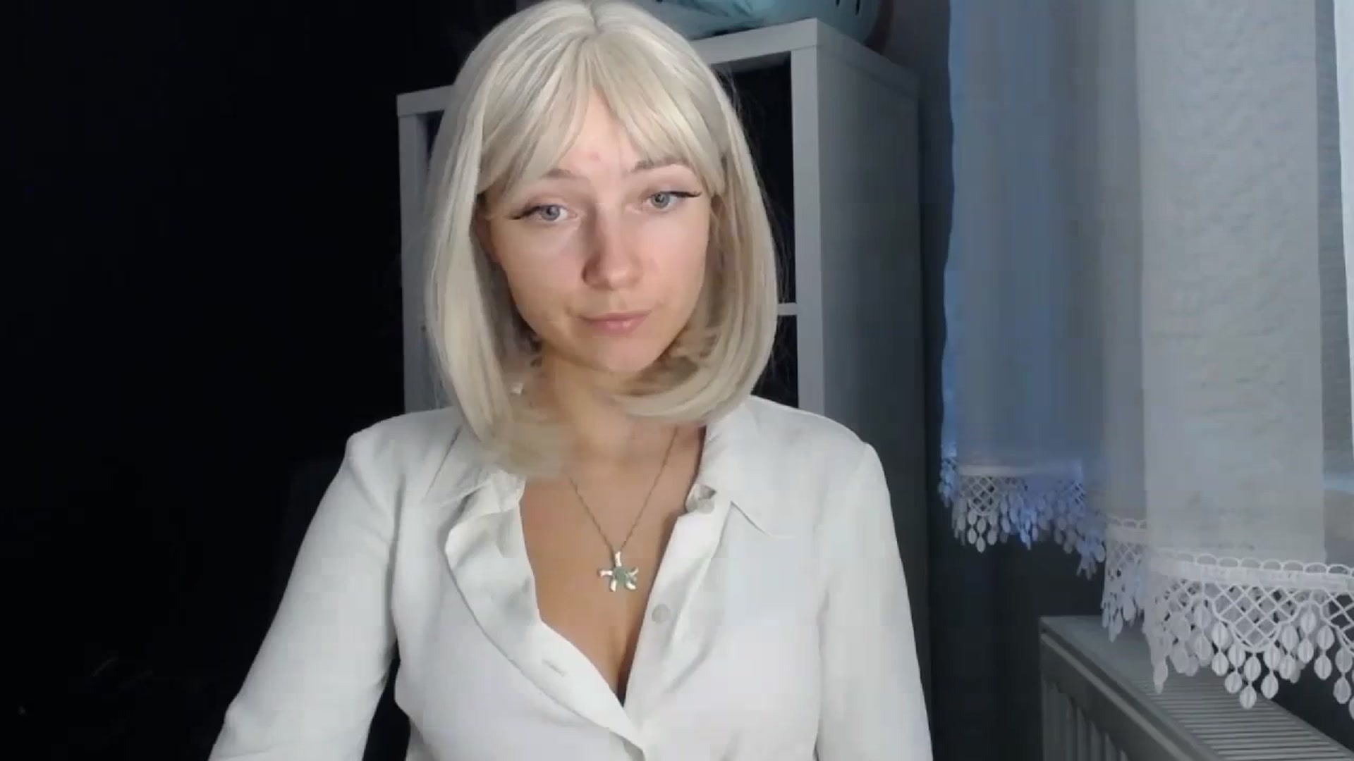 Gallery image thumbnail from LuciaAmazing's myfreecams stream on, 11/21/2023, 12:01 image 10 of 20