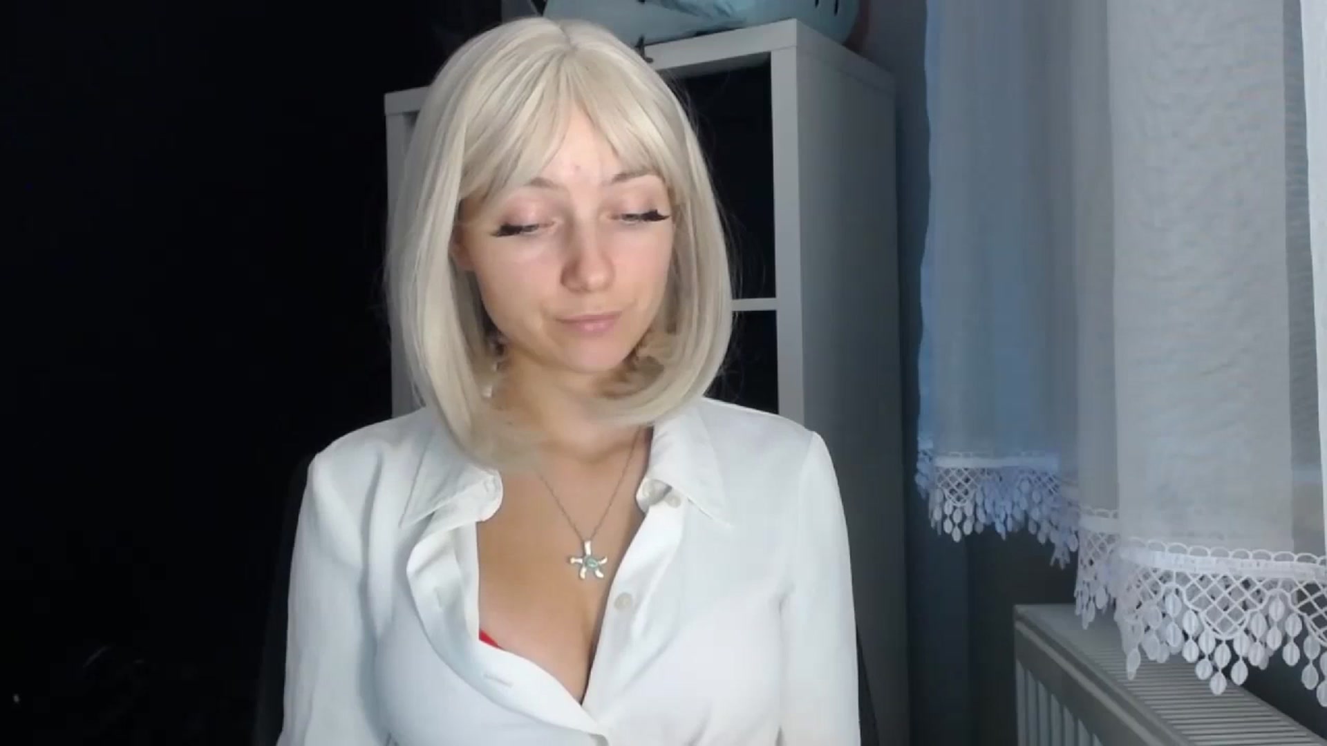 Gallery image thumbnail from LuciaAmazing's myfreecams stream on, 11/21/2023, 12:01 image 18 of 20
