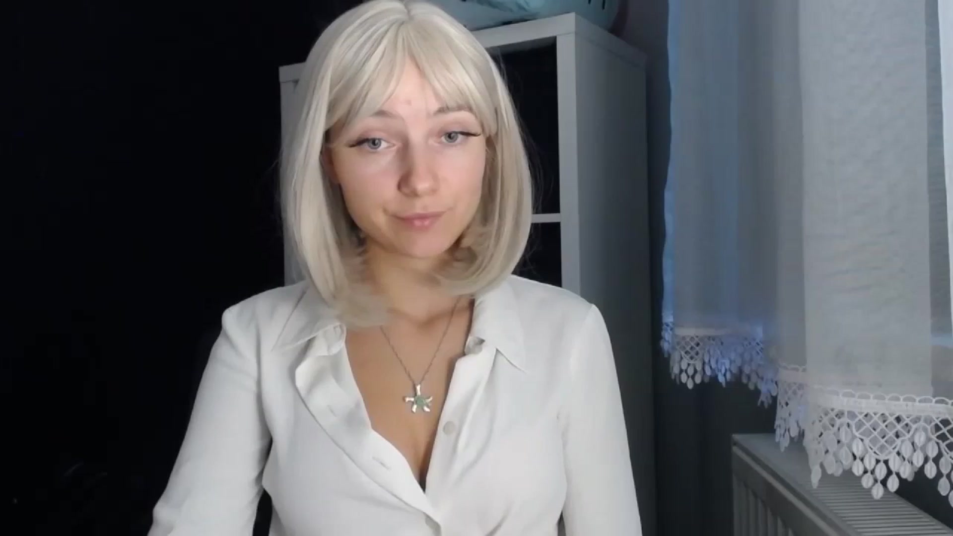 Gallery image thumbnail from LuciaAmazing's myfreecams stream on, 11/21/2023, 12:01 image 1 of 20