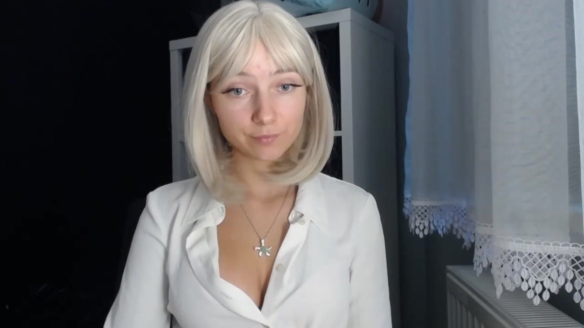 Gallery image thumbnail from LuciaAmazing's myfreecams stream on, 11/21/2023, 12:01 image 16 of 20
